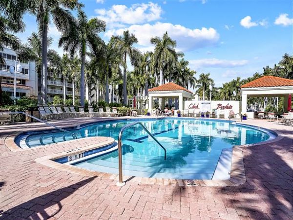 St. Petersburg Condo 1011627
