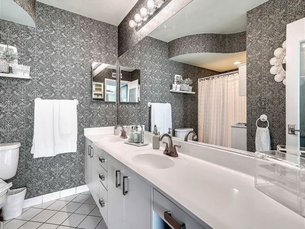 St. Petersburg Condo 1011627