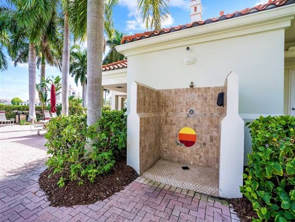 St. Petersburg Condo 1011627