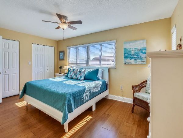 Treasure Island Condo 1011629