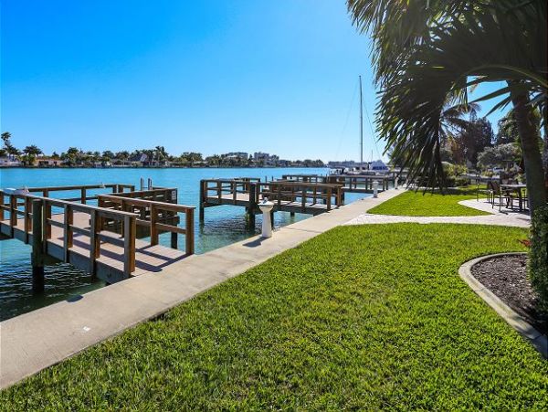 Treasure Island Condo 1011629