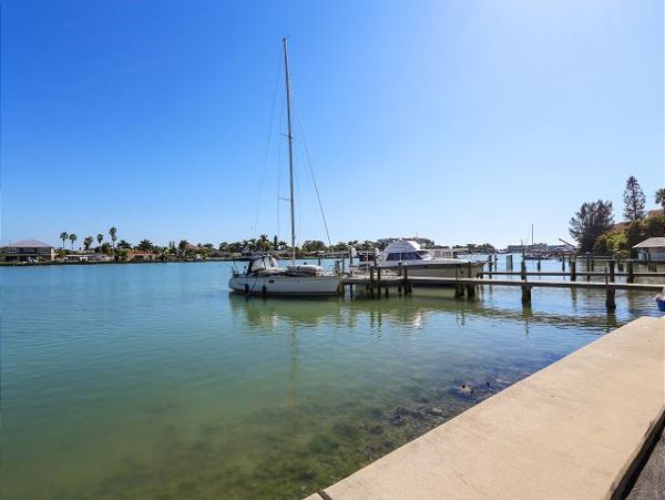 Treasure Island Condo 1011629