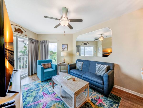 Beachfront Condo with Ocean Views in Treasure Island