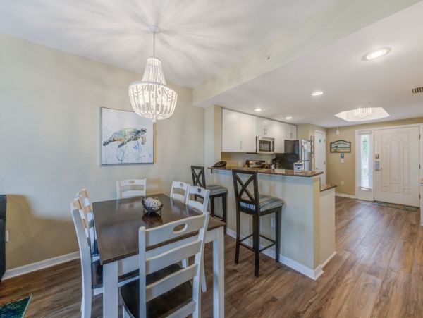 Beachfront Condo with Ocean Views in Treasure Island