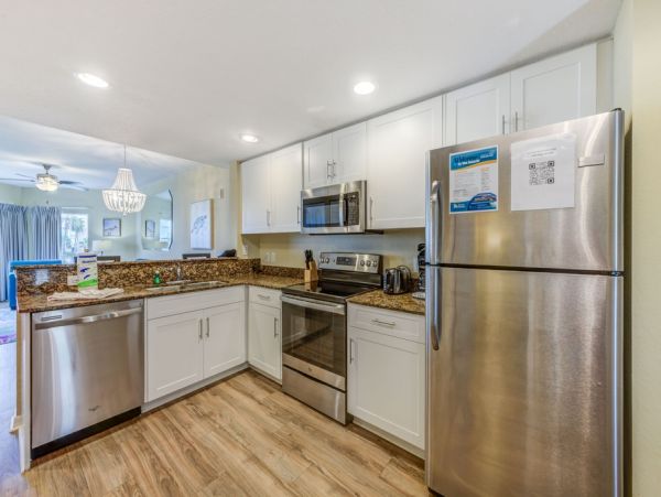Beachfront Condo with Ocean Views in Treasure Island