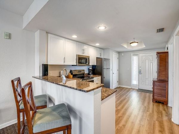 Treasure Island Condo 1011631