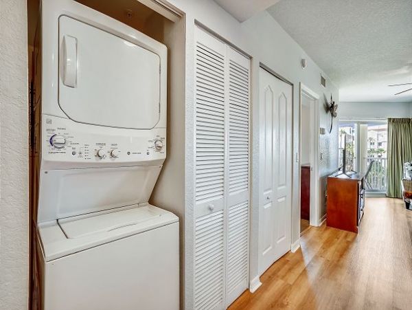 Treasure Island Condo 1011631