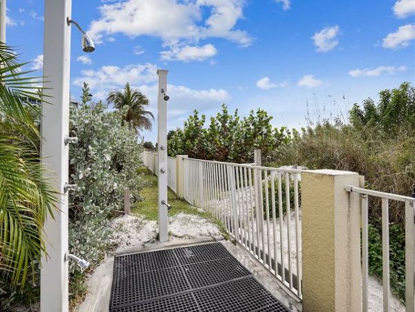 Treasure Island Condo 1011631