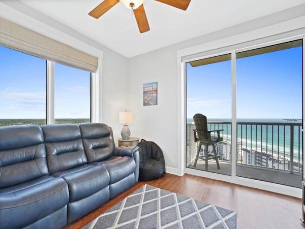 Panama City Vacation Condo Walk to Beach Three Bedroom