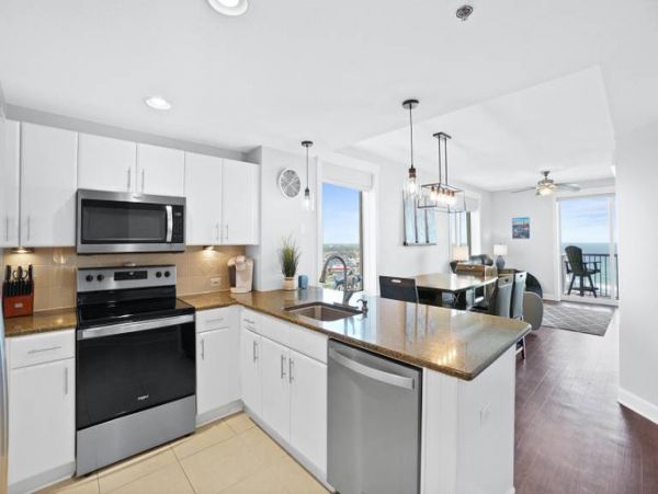 Panama City Vacation Condo Walk to Beach Three Bedroom