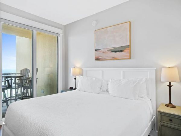 Panama City Vacation Condo Walk to Beach Three Bedroom