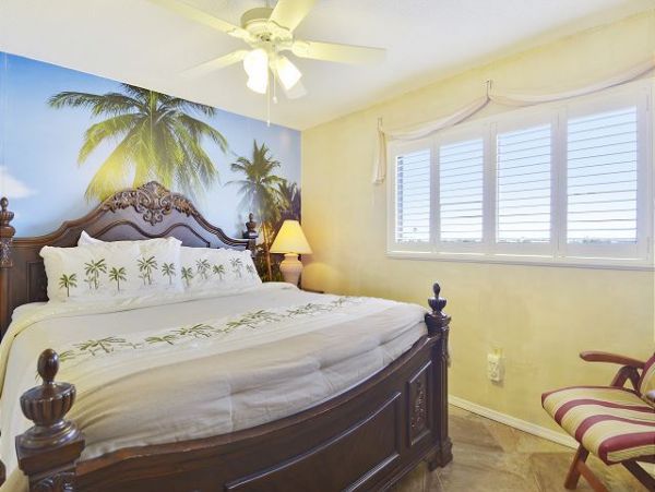 1 Bedroom Condo located at Sunset Beach neighborhood