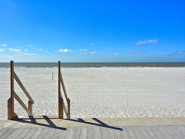 On Beach Treasure Island Vacation Condo Two Bedroom