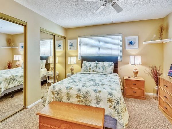 Treasure Island Condo 1011646