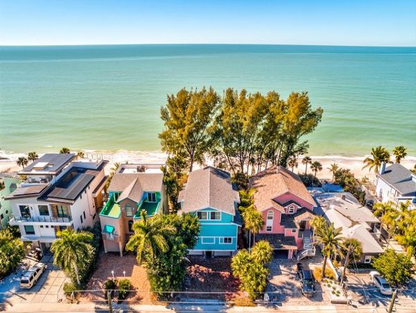 Gulf Views Treasure Island Vacation Home Three Bedroom