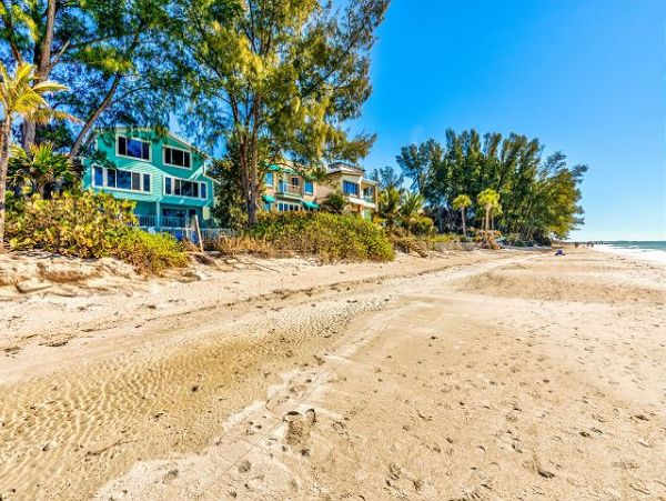 Gulf Views Treasure Island Vacation Home Three Bedroom