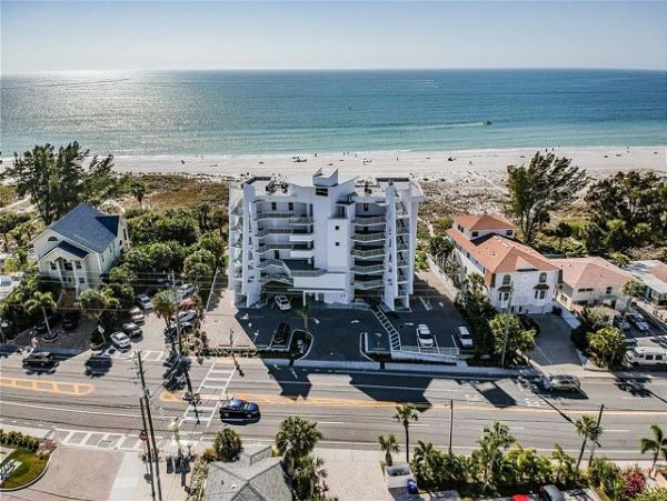 Bay & Gulf View Two Bedroom Rental Condo in Treasure Island
