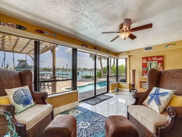 Treasure Island Home 1011660