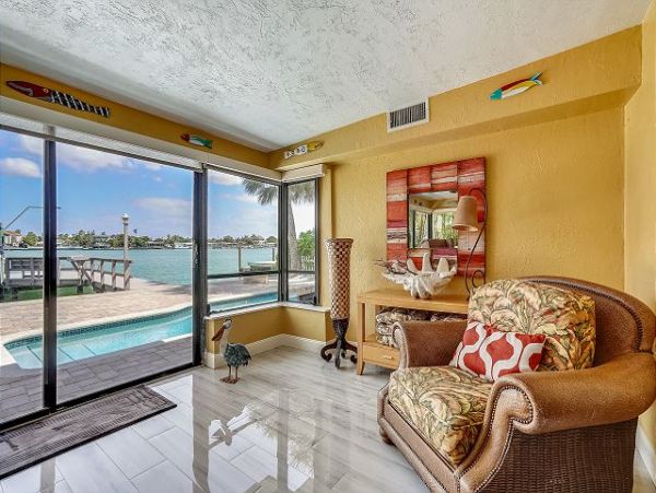 Treasure Island Home 1011660
