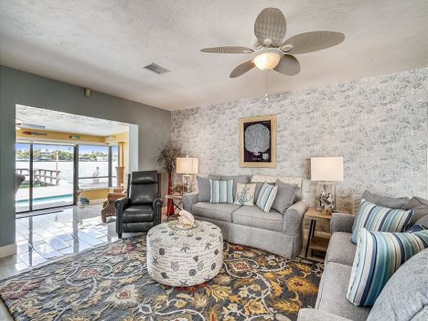 Treasure Island Home 1011660