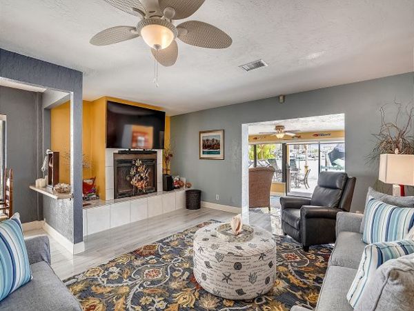 Treasure Island Home 1011660