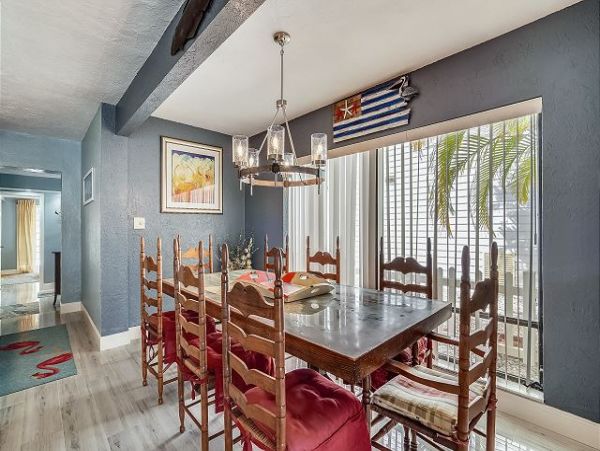 Treasure Island Home 1011660