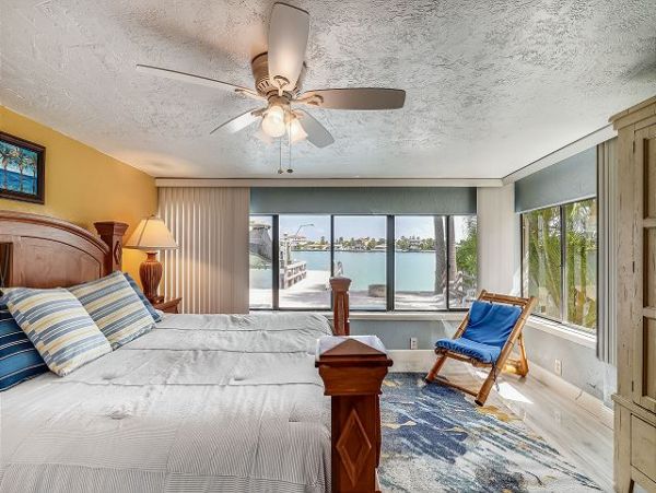 Treasure Island Home 1011660