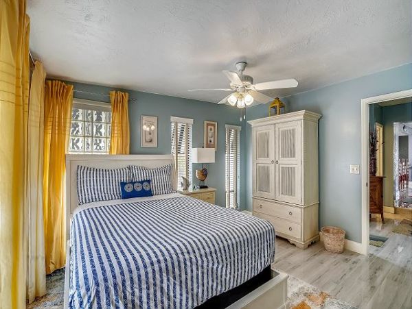 Treasure Island Home 1011660