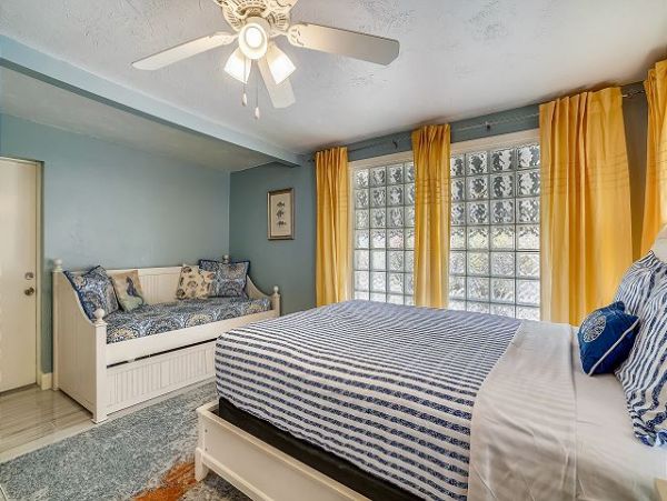 Treasure Island Home 1011660