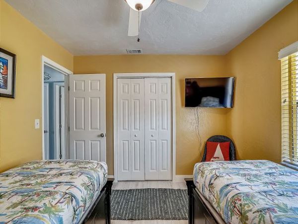 Treasure Island Home 1011660