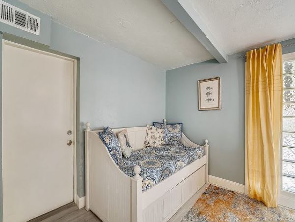 Treasure Island Home 1011660