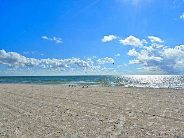 Treasure Island Lovely 2 Bedroom Getaway