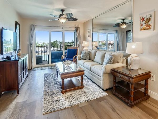Treasure Island Beachfront Condo Luxury Oceanfront Vacation Rental with Pool & Bay Views