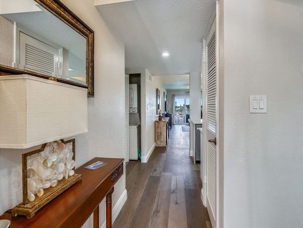 Treasure Island Beachfront Condo Luxury Oceanfront Vacation Rental with Pool & Bay Views