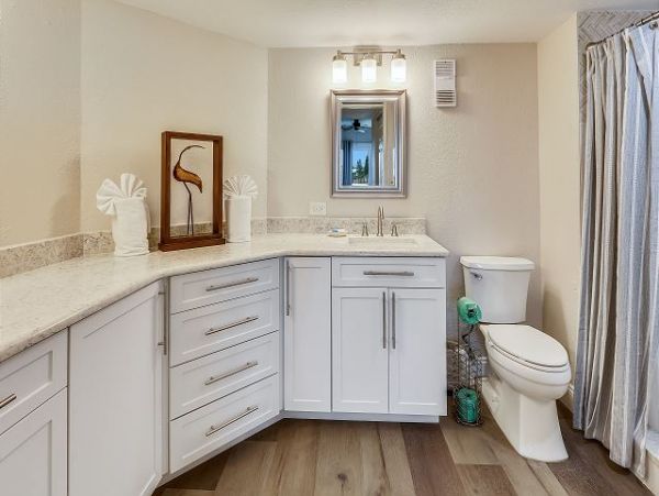 Treasure Island Beachfront Condo Luxury Oceanfront Vacation Rental with Pool & Bay Views