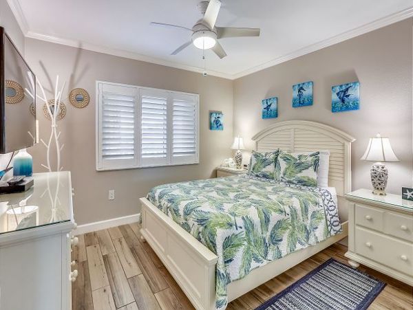 Treasure Island Condo 1011671