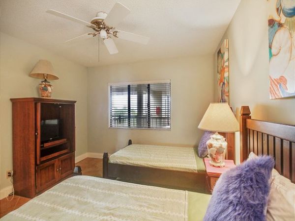 Treasure Island Condo 1011673