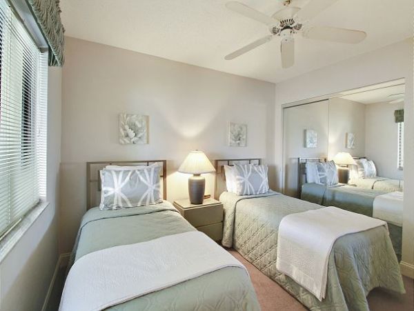 Treasure Island Condo 1011675