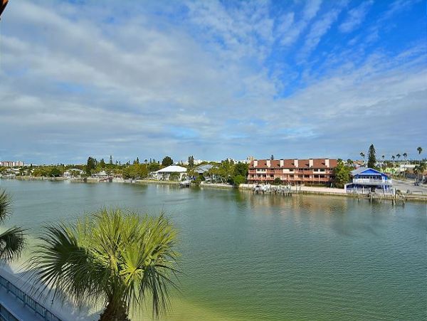 Treasure Island Condo 1011676