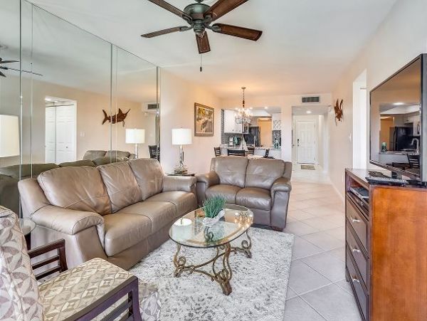 Treasure Island Condo 1011676