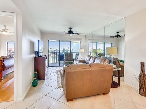 Treasure Island Condo 1011676