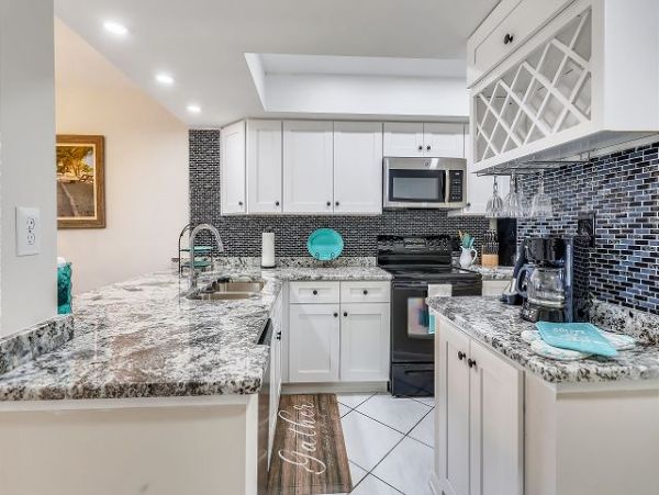 Treasure Island Condo 1011676