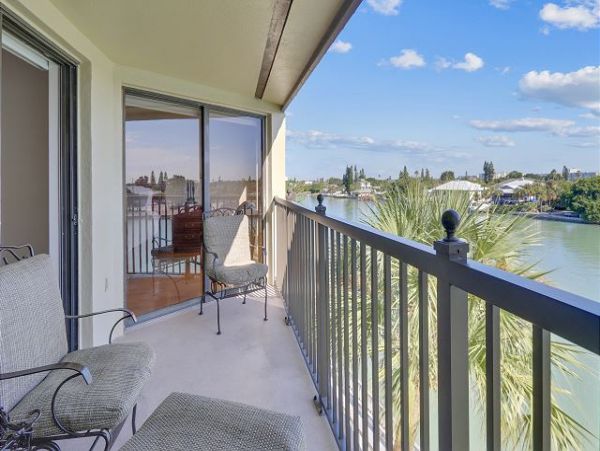 Treasure Island Condo 1011676