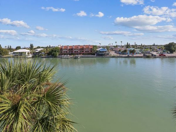 Treasure Island Condo 1011676