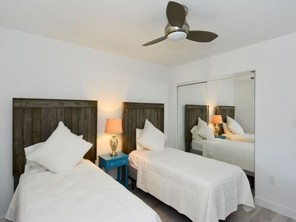 Treasure Island Condo 1011677