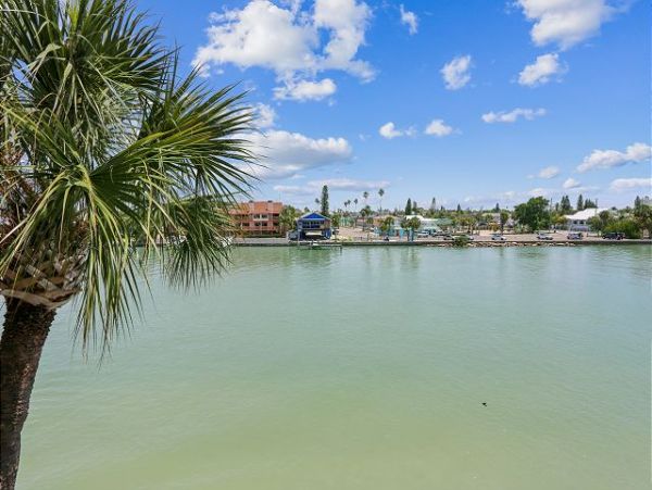 Treasure Island Condo 1011678
