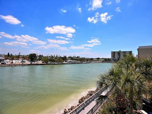 Treasure Island Condo 1011679