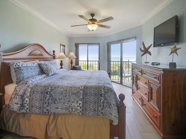 Treasure Island Condo 1011680
