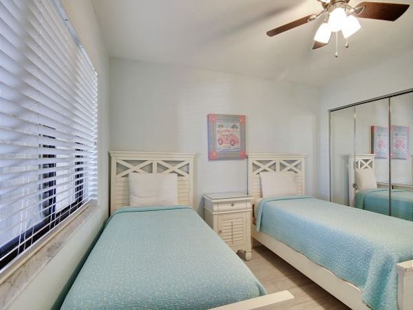 Treasure Island Condo 1011680