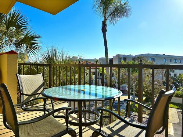Treasure Island Vacation Condo Beach, Pool Great Location